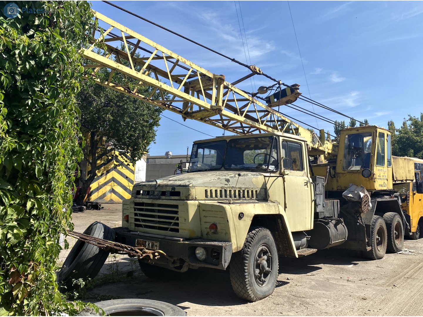 8443 КИН, KrAZ 250 