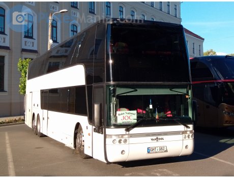 GHT 083, Van Hool TD927
