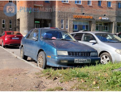 р544ер198, Plymouth Sundance