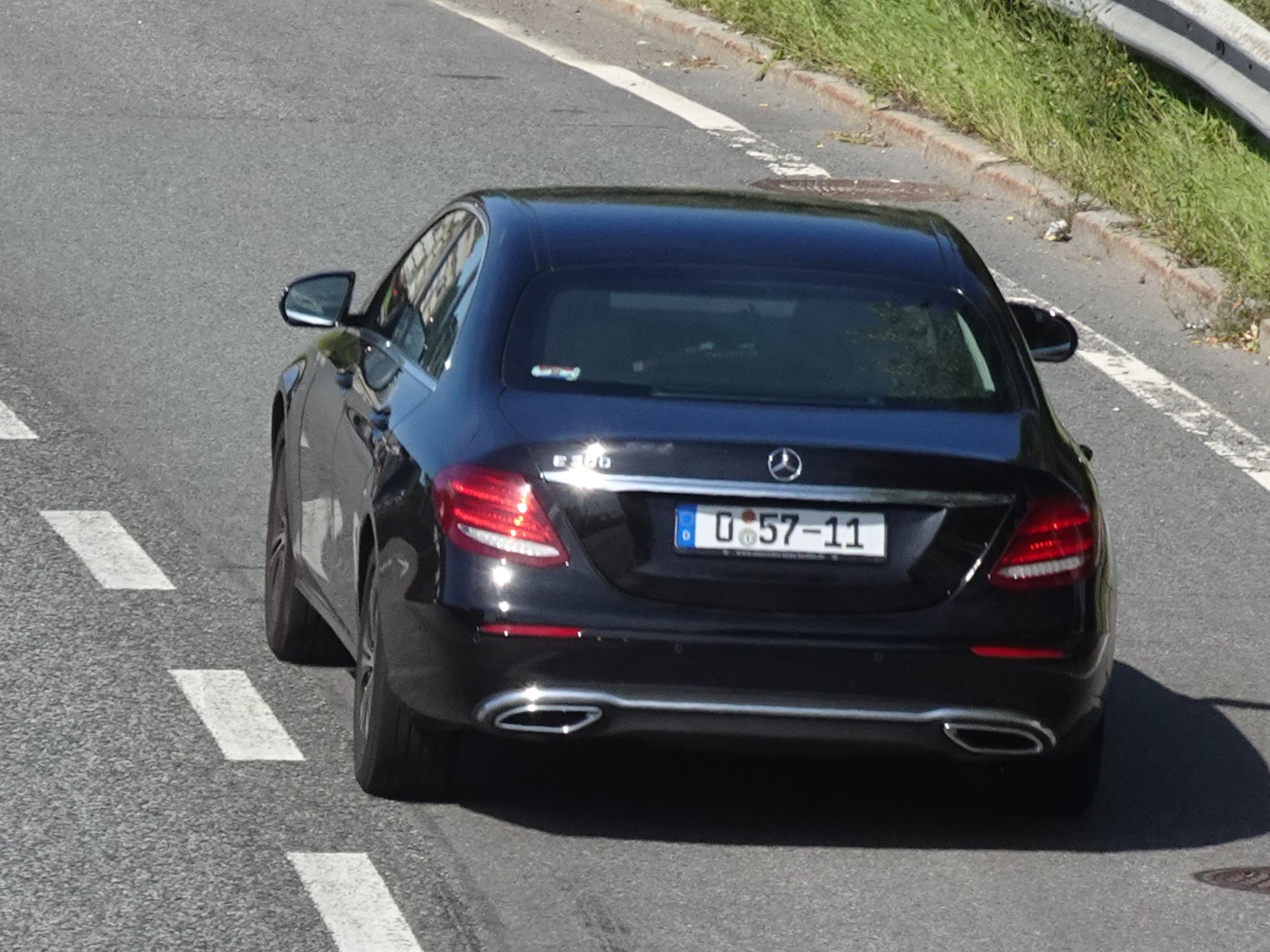 0 57-11, Mercedes-Benz E-Klasse 5th gen Sedan (V213/W213), 2016­–2020