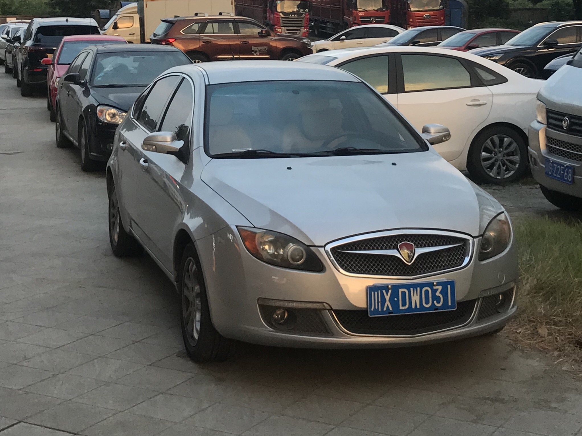 川X·DW031, Youngman Lotus L5 