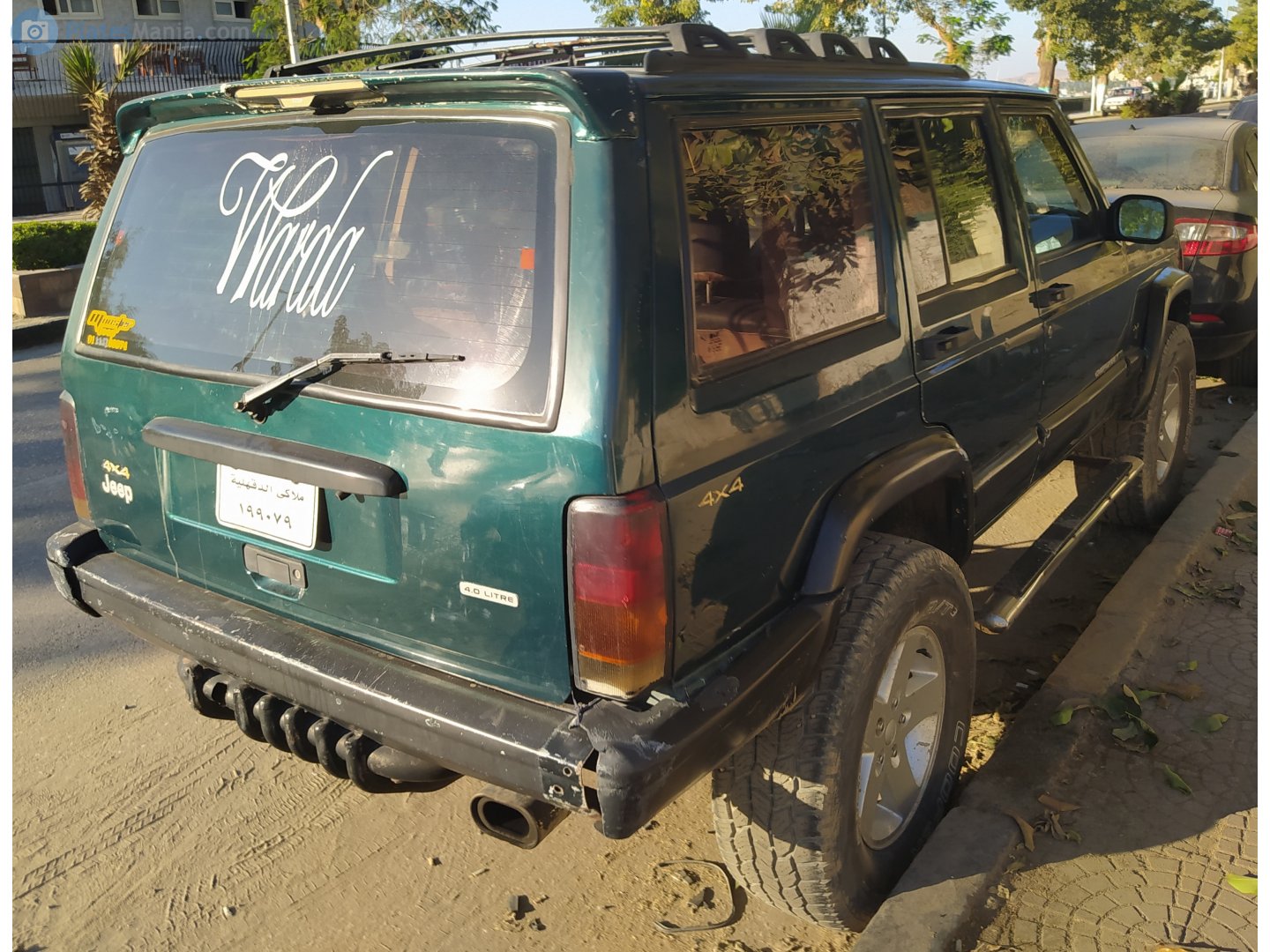 ١٩٩٠٧٩, Jeep Cherokee 2nd gen 5-door SUV (XJ), 1983–2001