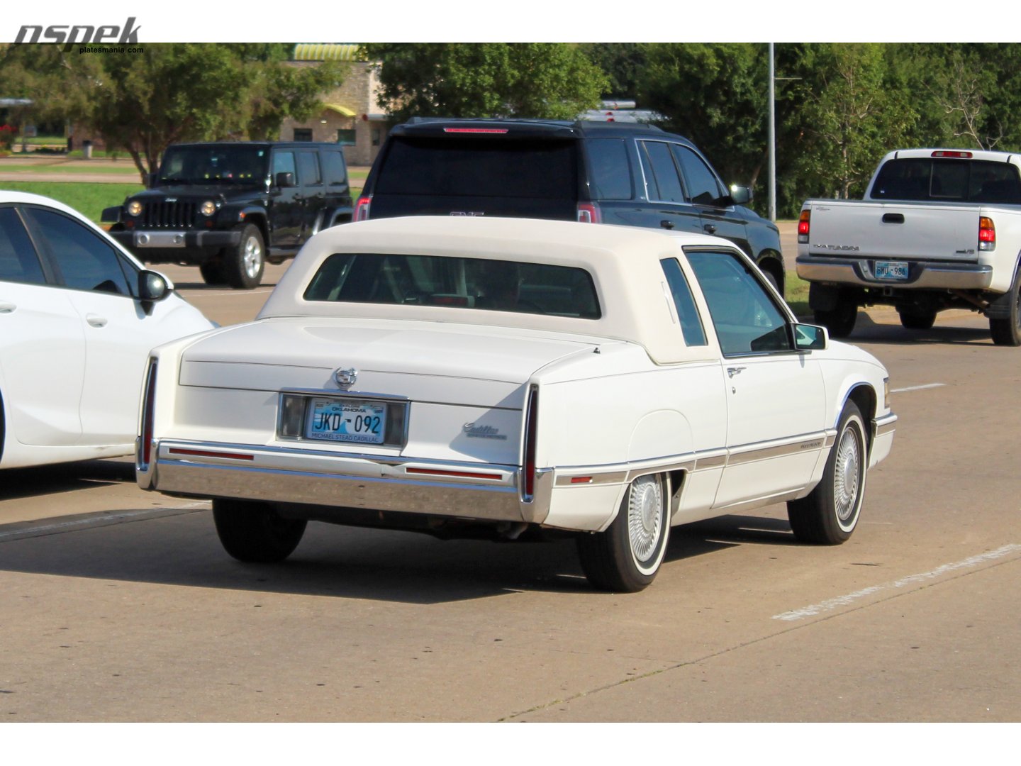 JKD-092, Cadillac Fleetwood 1st gen Coupé (47; C-body), 1984–1992
