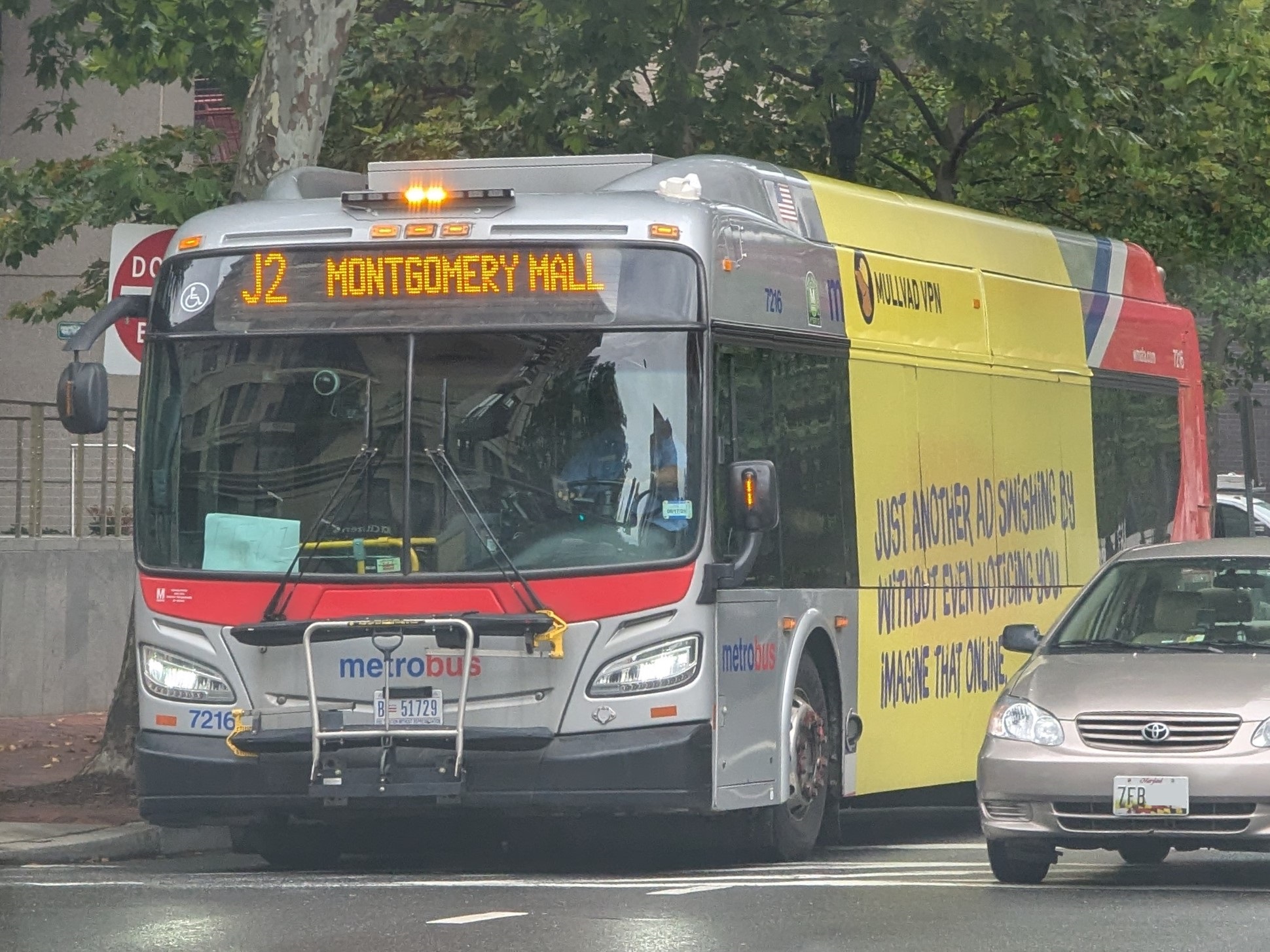 B-51729, New Flyer XDE40 