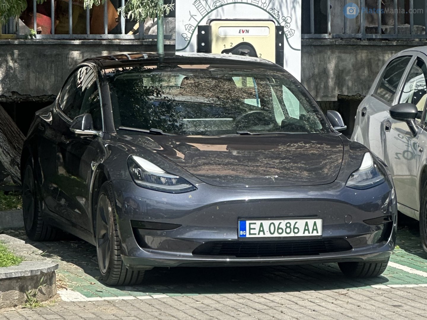 EA 0686 AA, Tesla Model 3 1st gen (5YJ3), 2017–2023