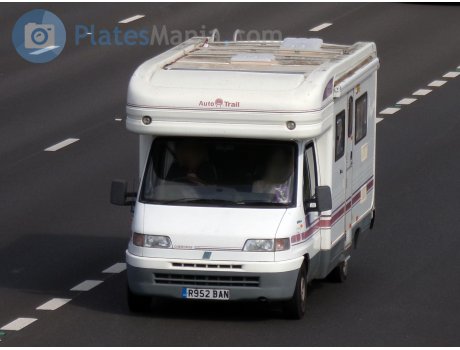 R952 BAN, Autotrail Cherokee