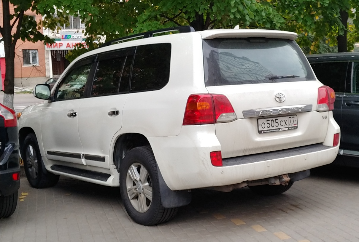 о 505 сх 77, Toyota Land Cruiser 200 (J200), 1st facelift, 2011–2015