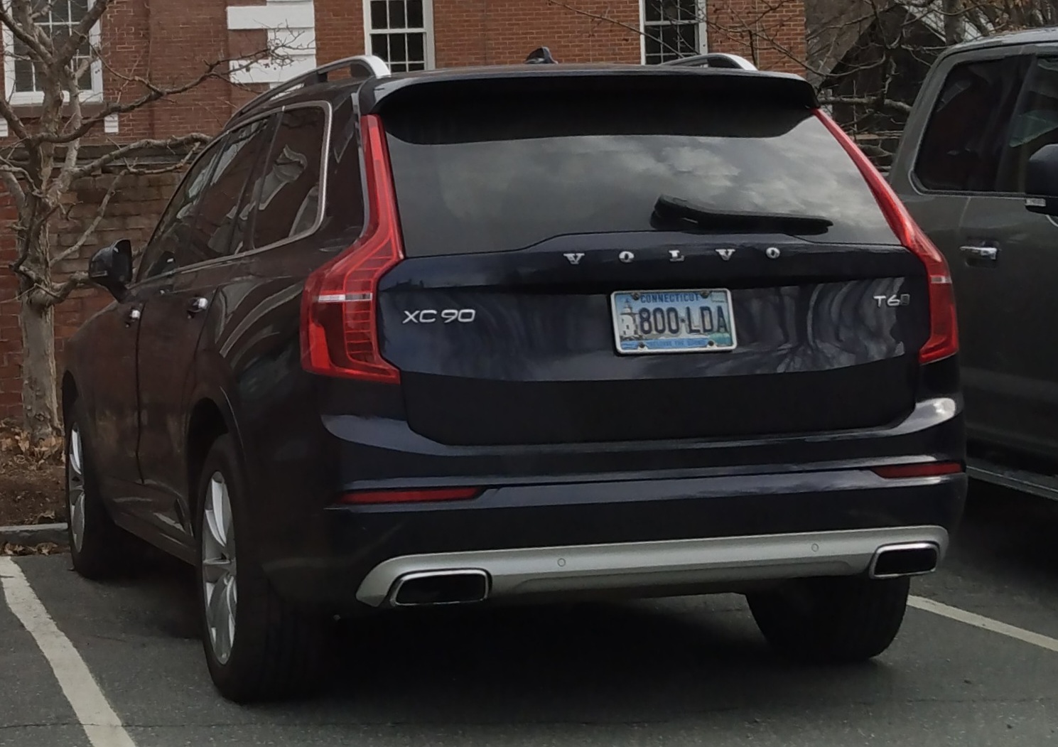 800-LDA, Volvo XC90 2nd gen (256), 2015–2024