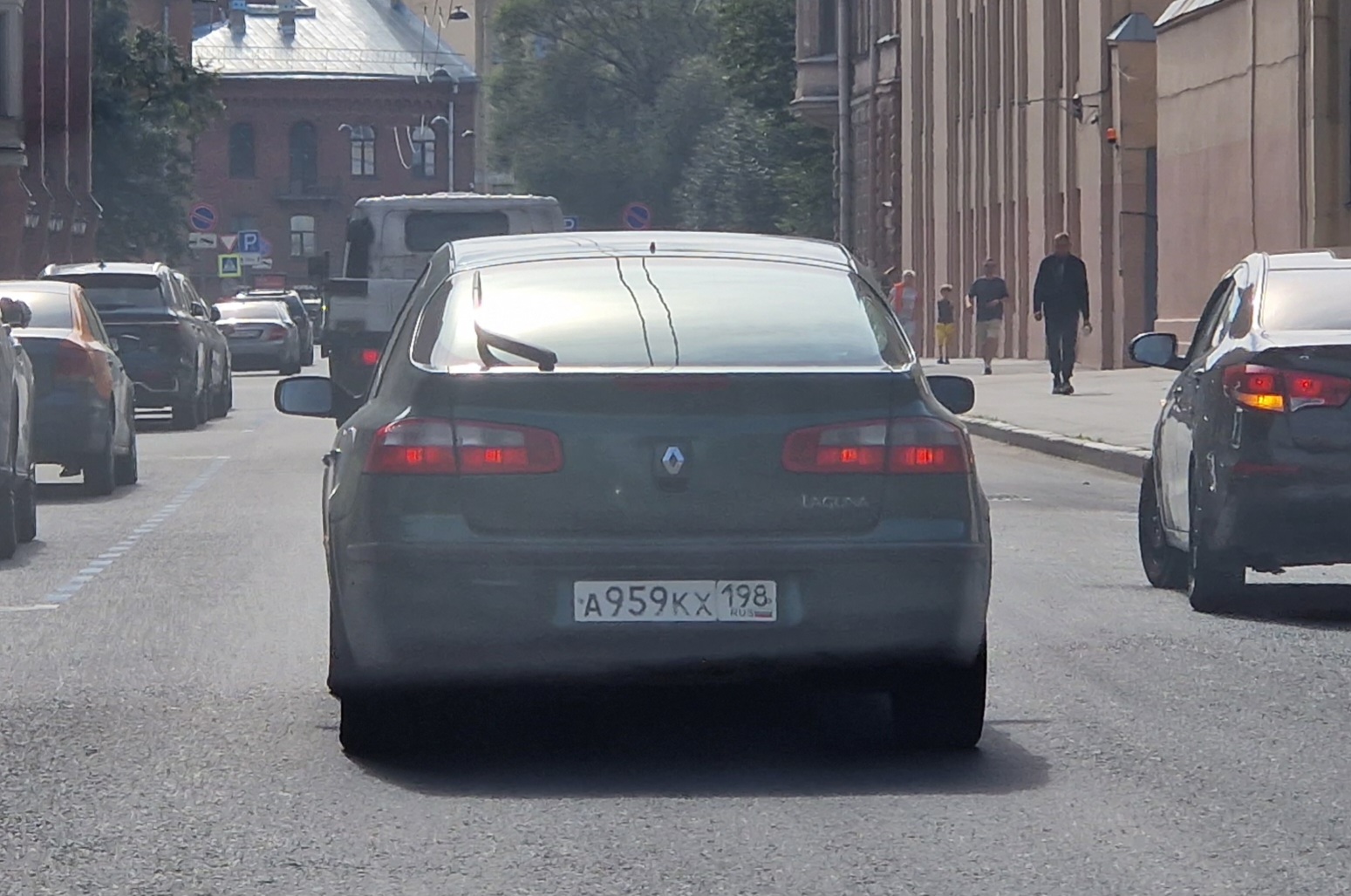 а 959 кх 198, Renault Laguna 2nd gen Liftback (X74), 2001–2005