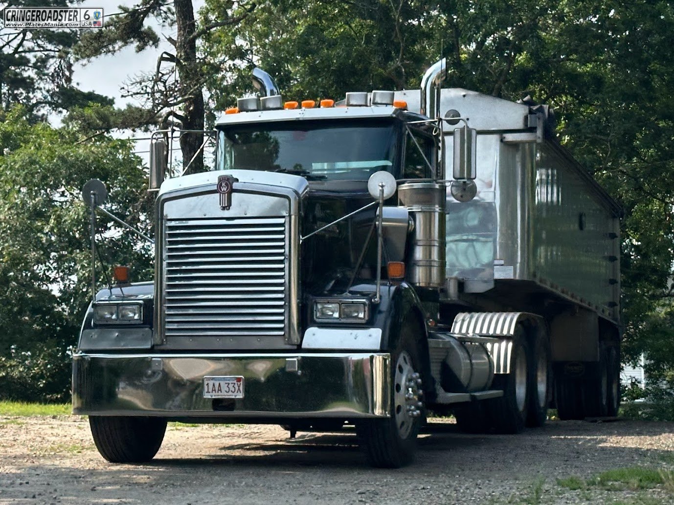 1AA33X, Kenworth W900 