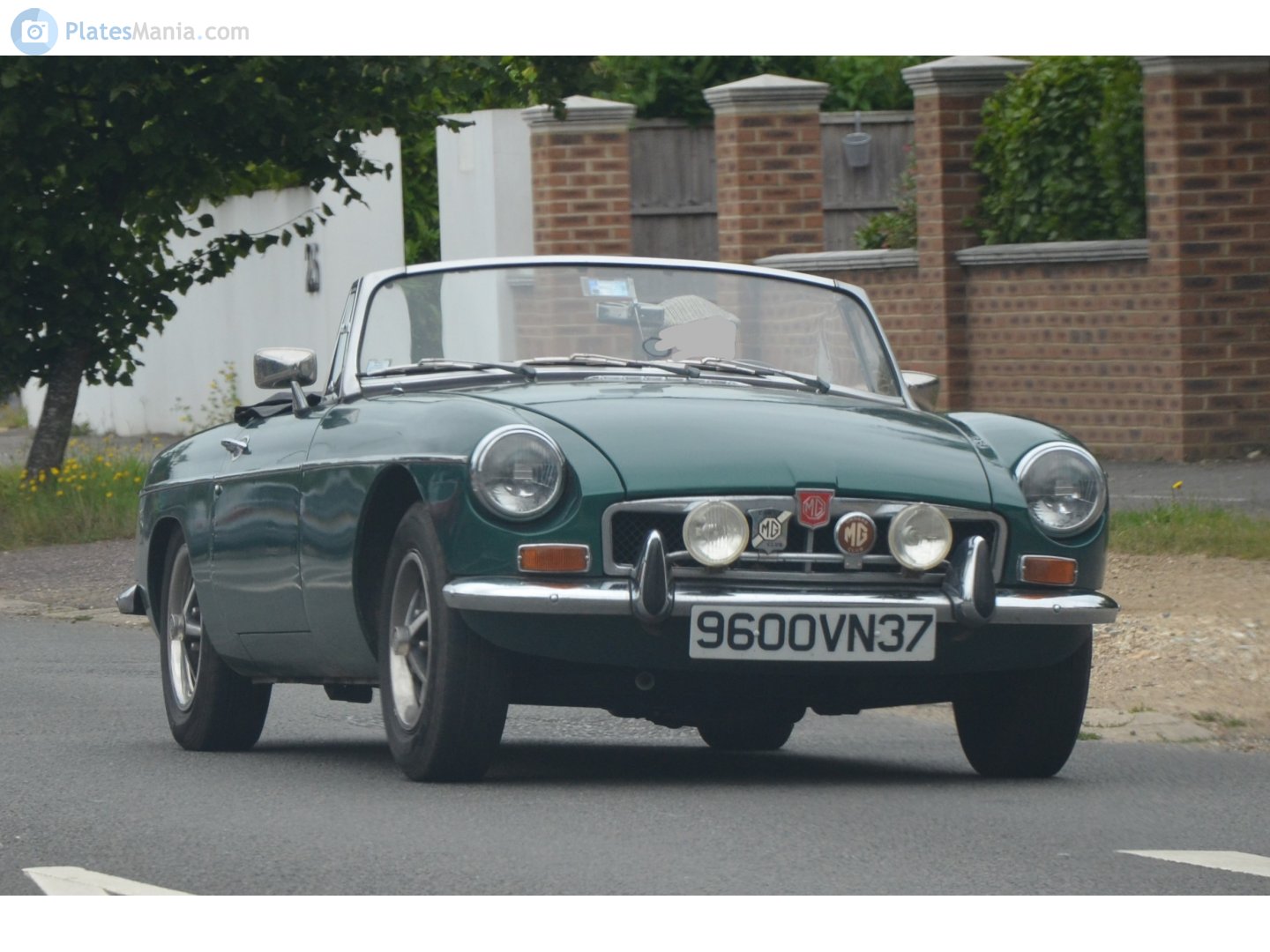 9600 VN 37, MG B 1st gen Roadster, 1962–1980