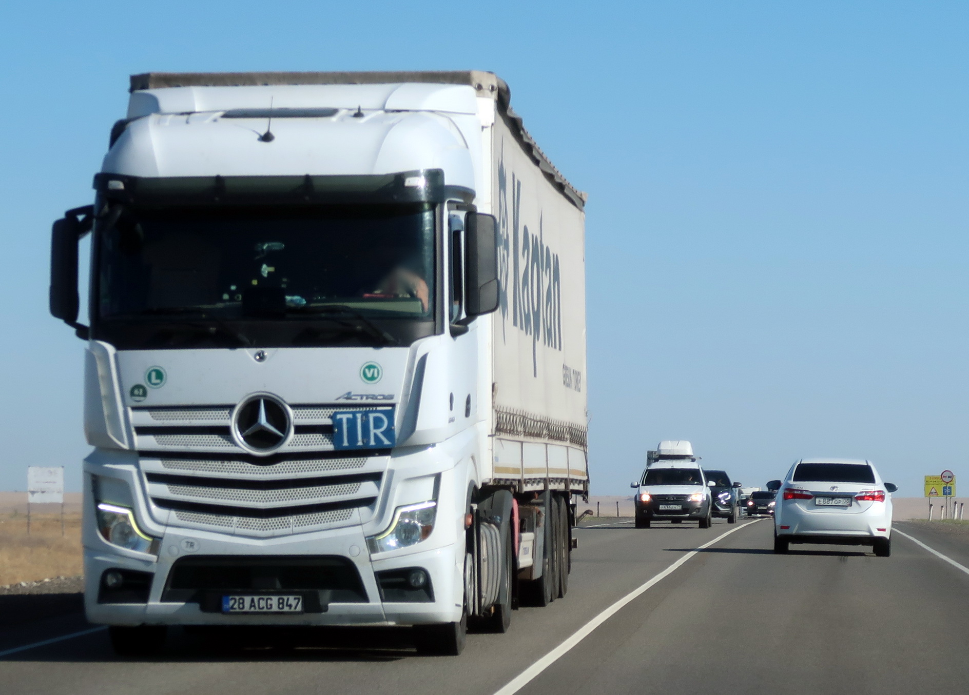 28 ACG 847, Mercedes-Benz Actros 3rd gen (MP4/MP5), 2011–