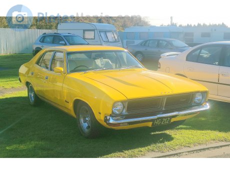 HG212, Ford Fairmont