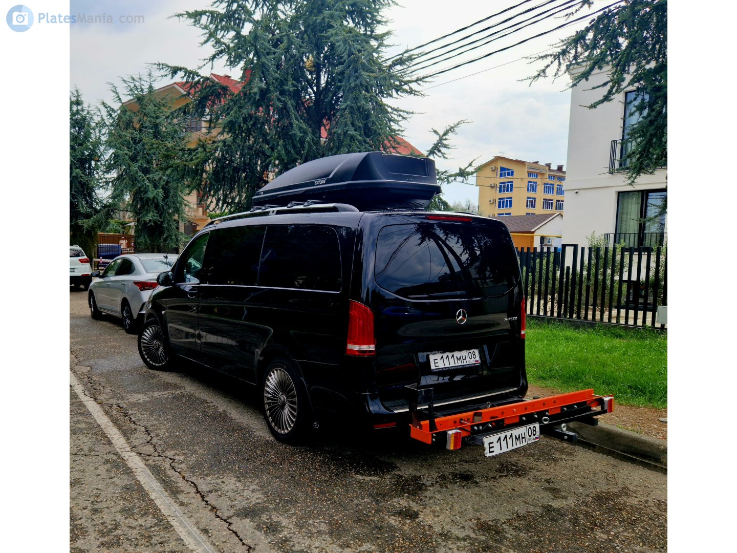 е 111 мн 08, Mercedes-Benz Vito 