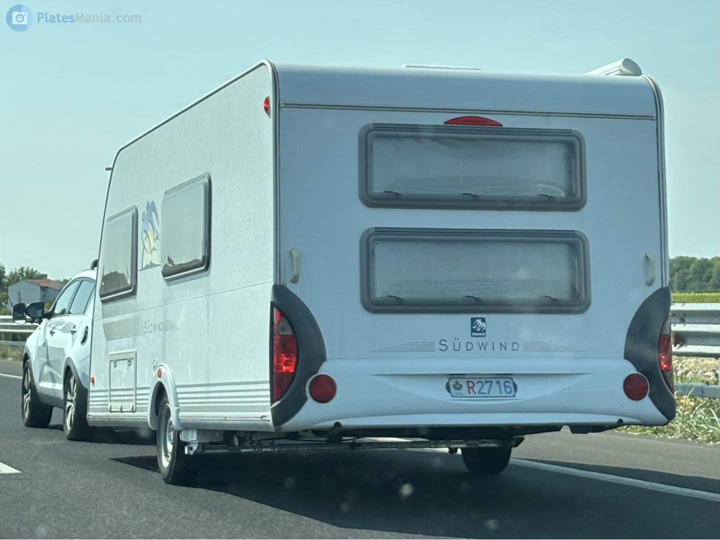 R2716, Knaus Südwind 