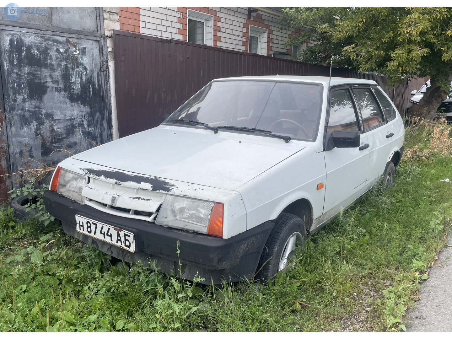 н 8744 АБ, Lada (VAZ) 2109 2109 Спутник (Samara/Forma/Sputnik), 1987–2004 (–2011 for others)