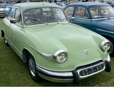 63-D-815, Panhard PL17