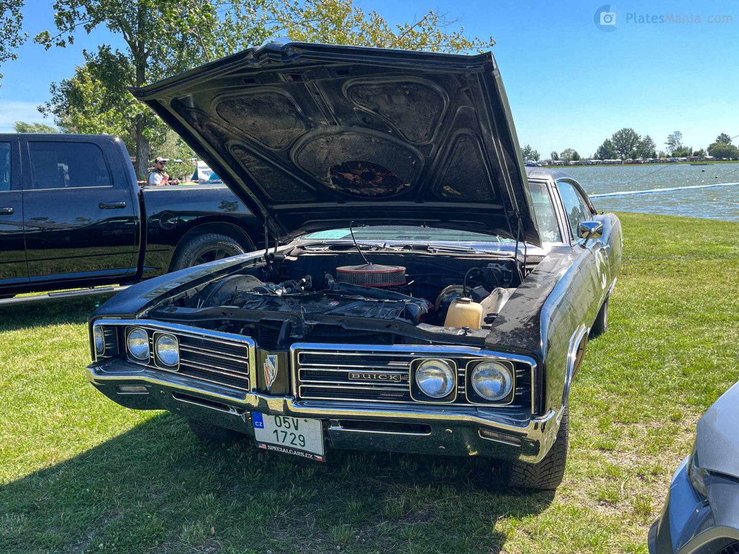 05V 1729, Buick Wildcat 2nd gen 1968 2-door Hardtop (46487/46687; B-body), 3rd facelift, 1967–1968