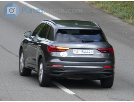 AI 54444, Audi Q3