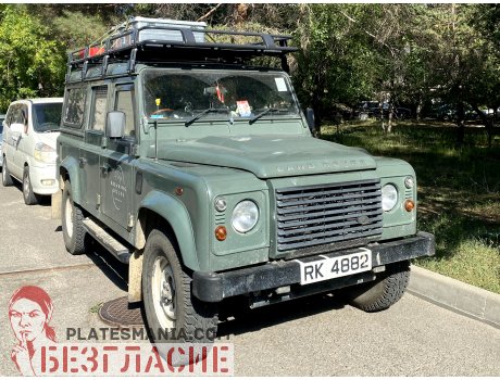 RK 4882, Land Rover Defender