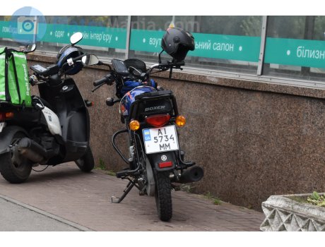 AI 5734 MM, Bajaj Boxer