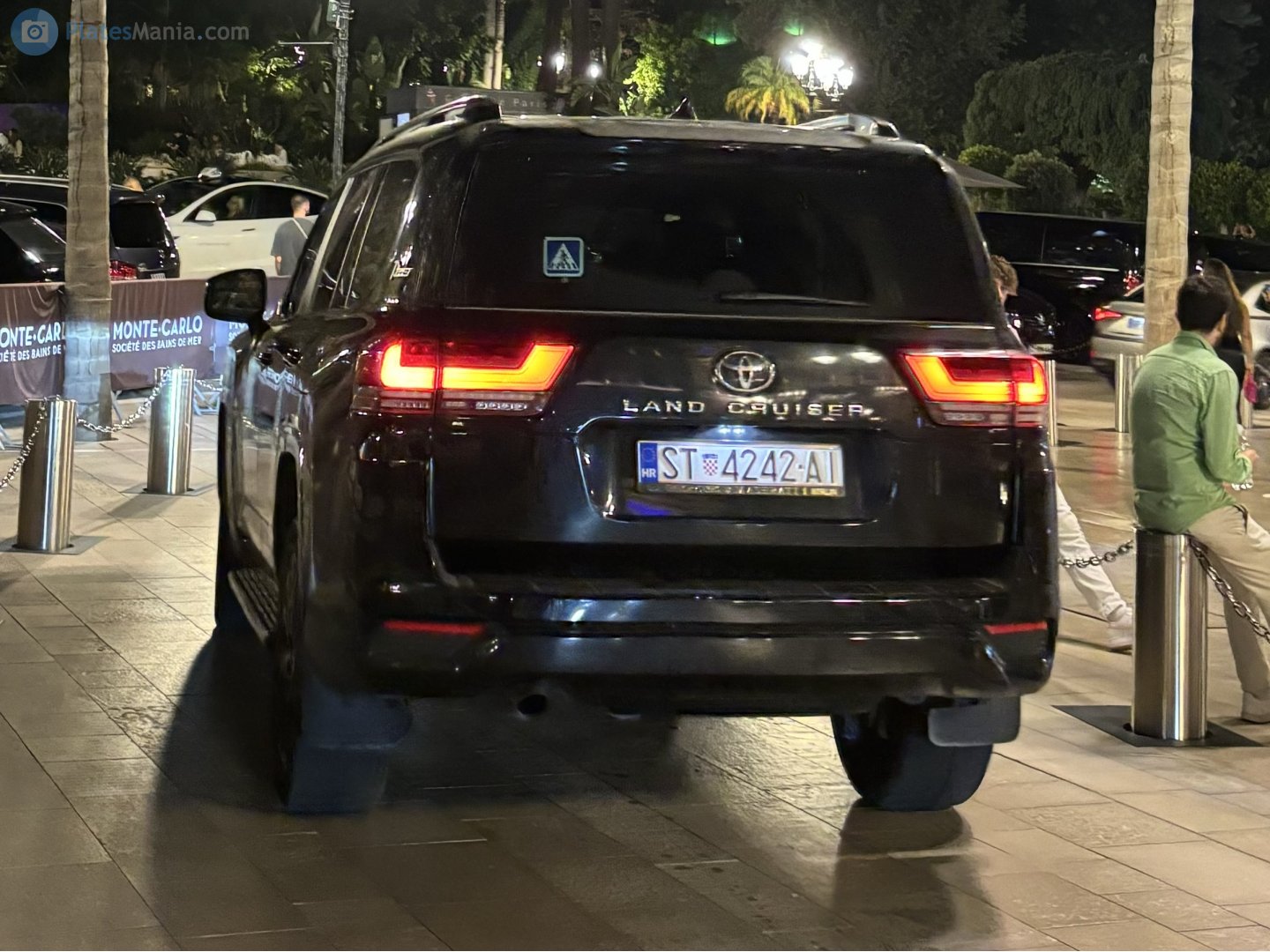 ST 4242-AI, Toyota Land Cruiser 300 (J300), 2021–