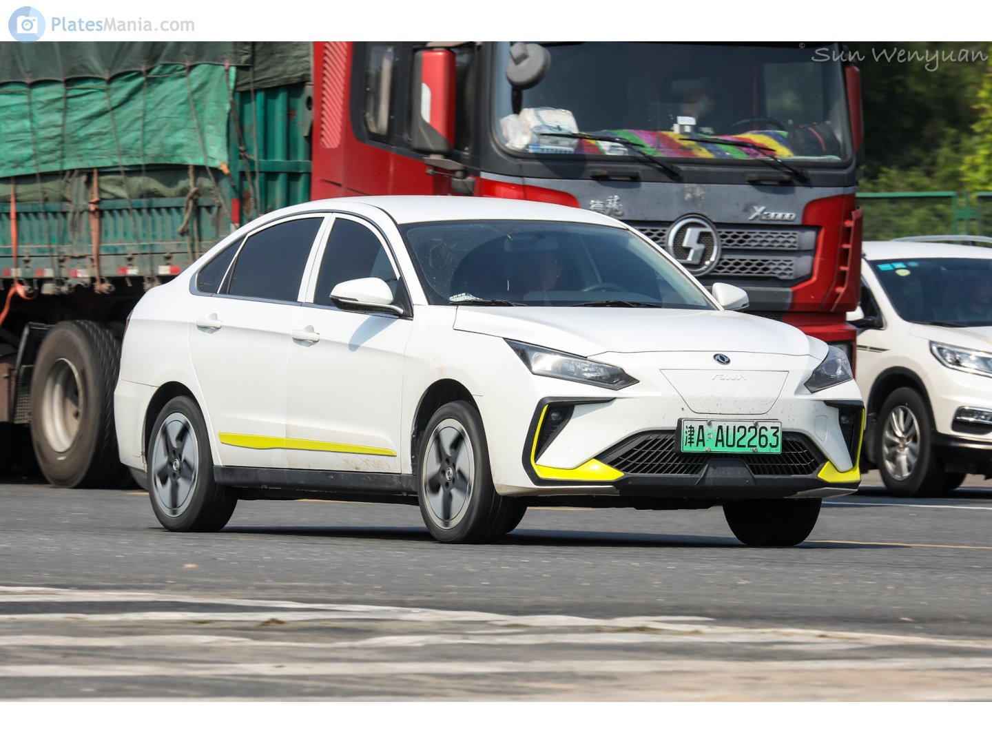 津A·AU2263, DongFeng Fengshen E70 