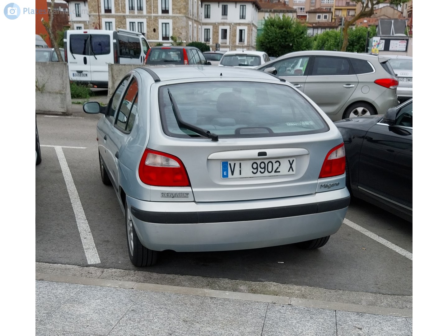 VI 9902 X, Renault Mégane 1st gen Hatch (B64), facelift, 1999–2002