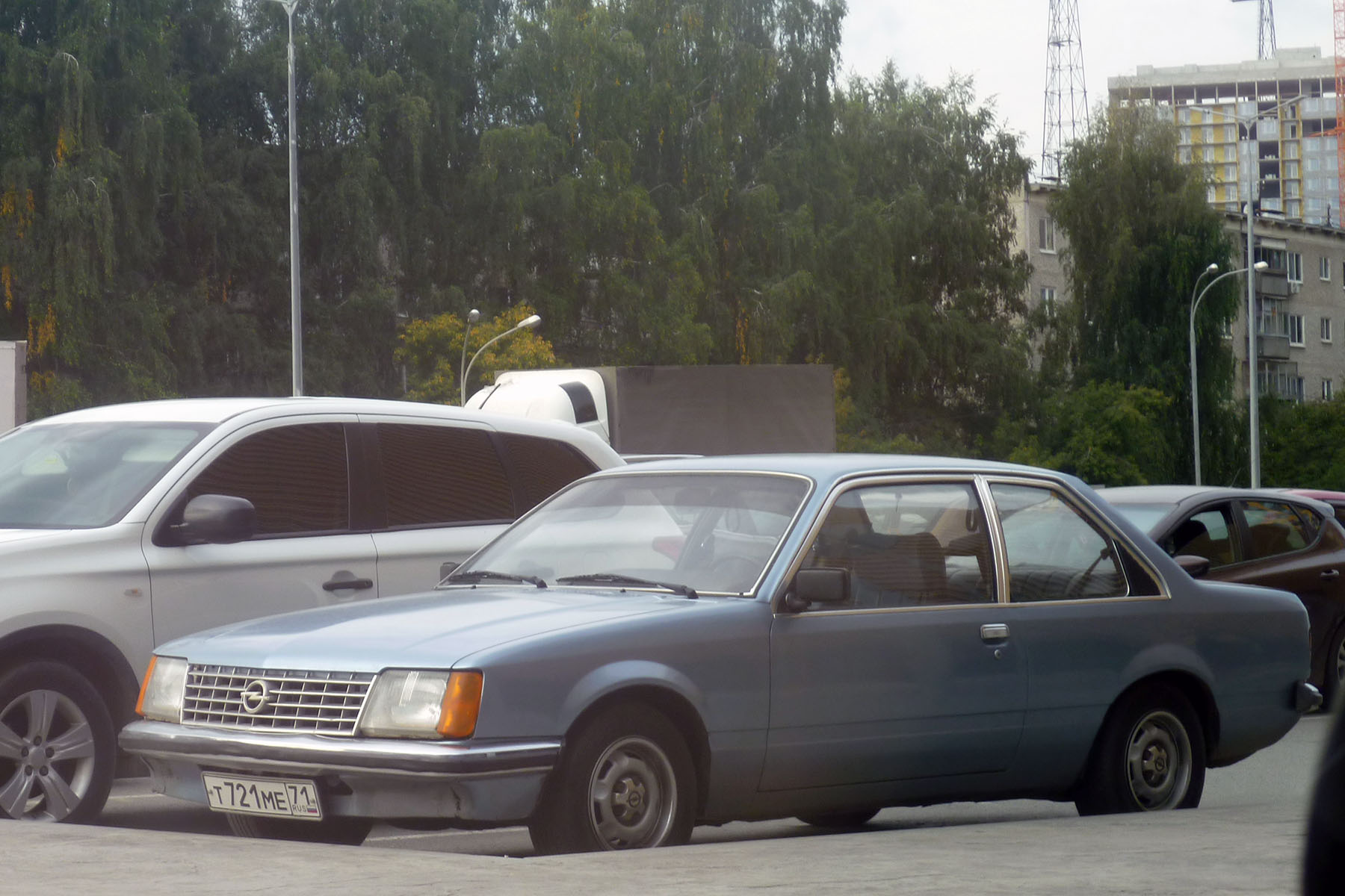 т 721 ме 71, Opel Commodore 3rd gen Sedan (C), 1978–1982