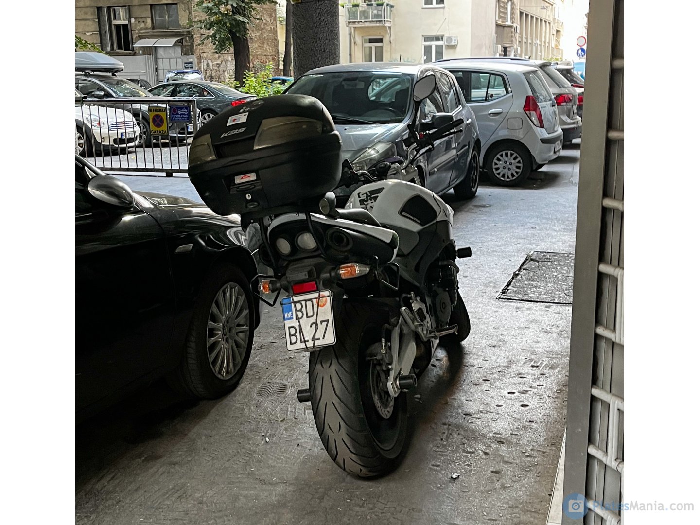 BD BL27, Suzuki GSR Series 1st gen GSR600, 2006–2010 (GSR400; JP-market, 2006–2017)