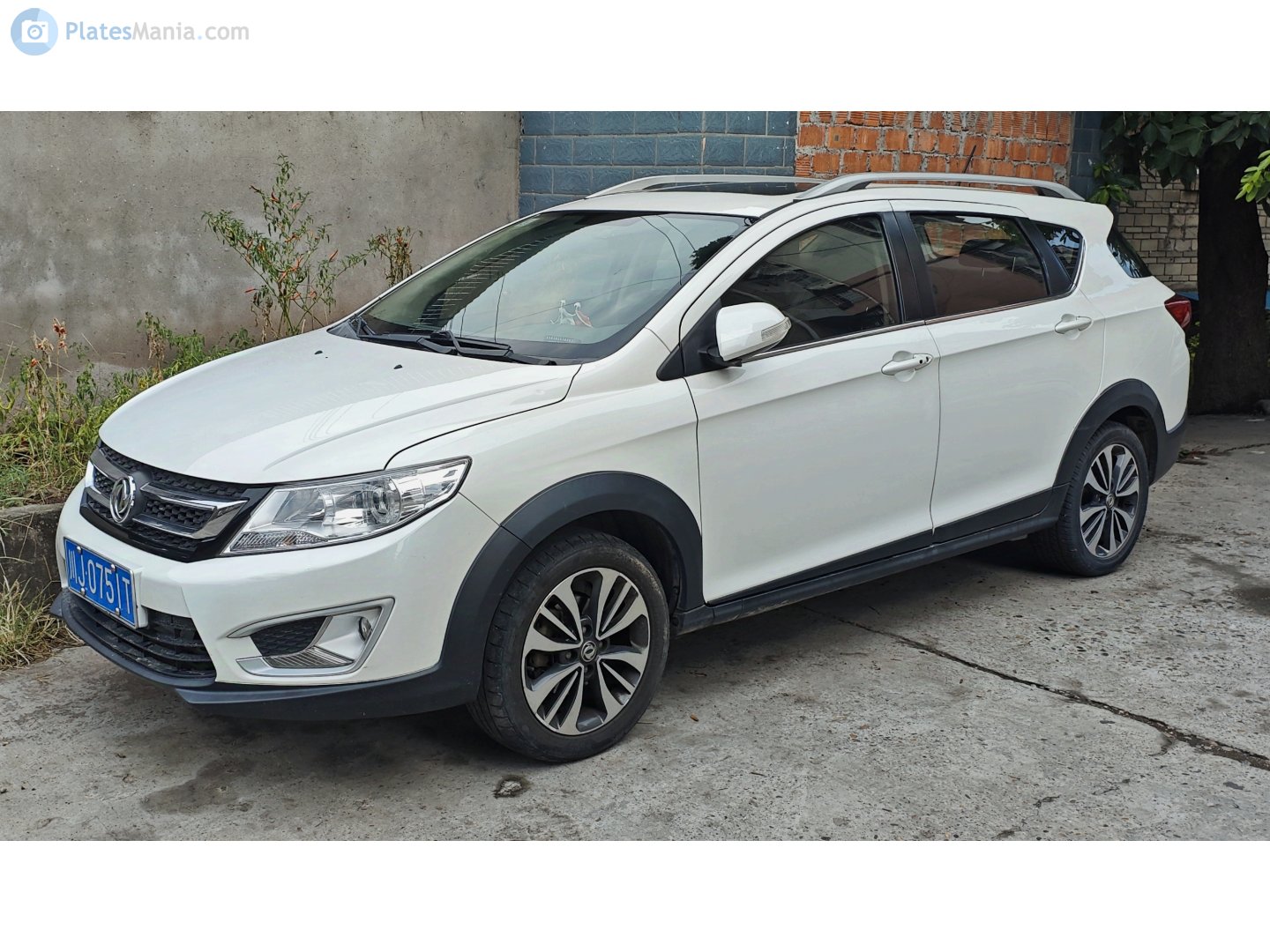 川J·0751T, DongFeng Fengshen AX3 