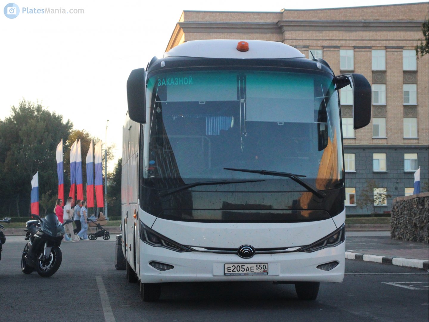 е 205 ае 550, Yutong ZK6947 (C9) 