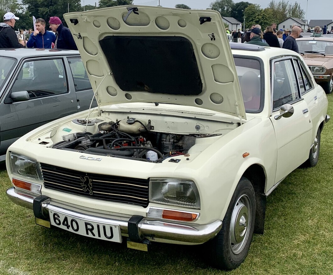 640RIU, Peugeot 504 1st gen Sedan (E), 1968–1983 (–1999 for LATAM-market, –2006 for African-market)