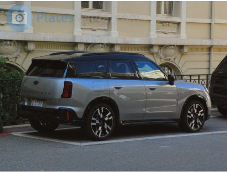 379D, MINI Countryman