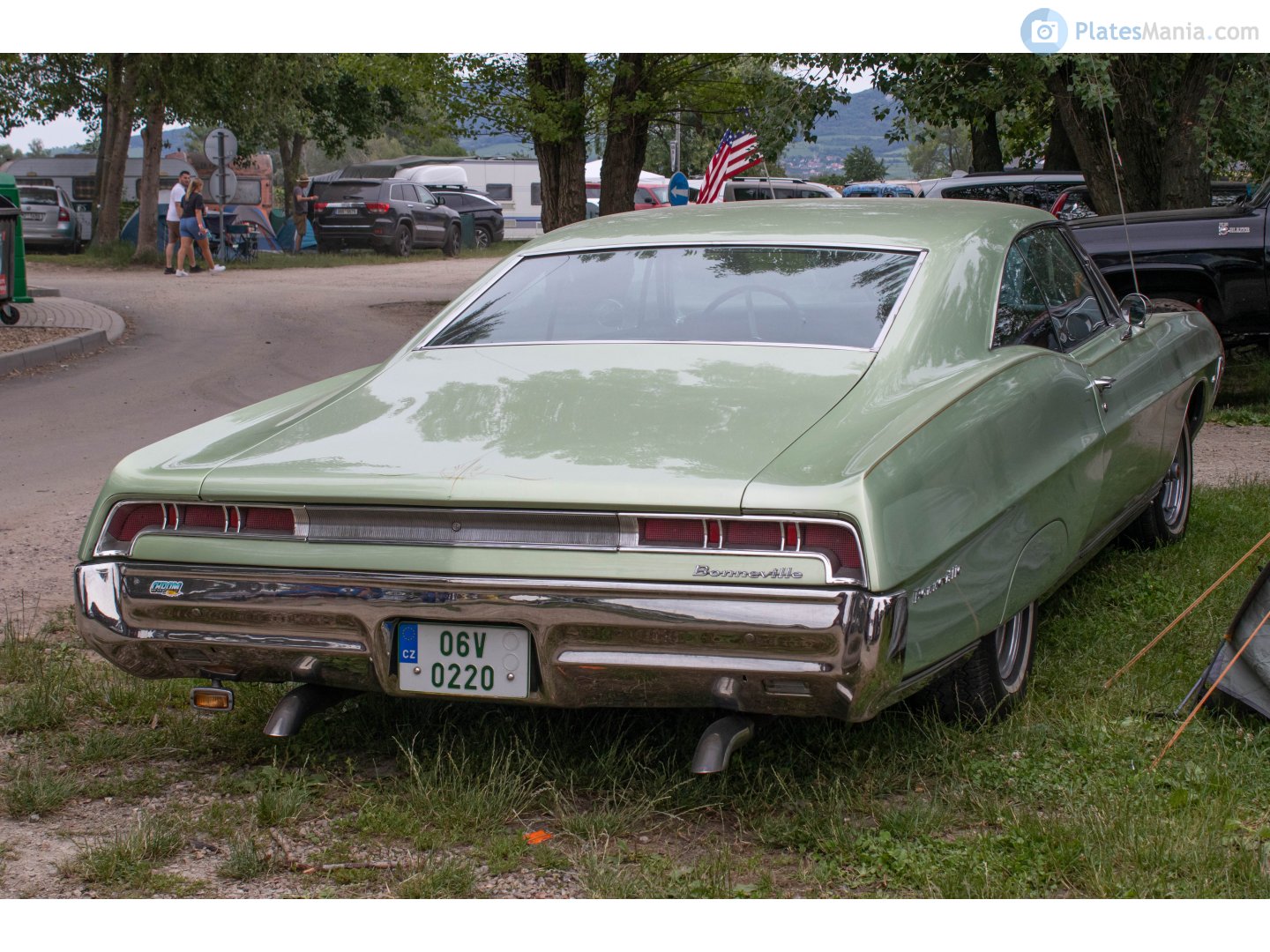 06V 0220, Pontiac Bonneville 4th gen 1967 2-door Hardtop (26237/26287; B-body), 2nd facelift, 1966–1967