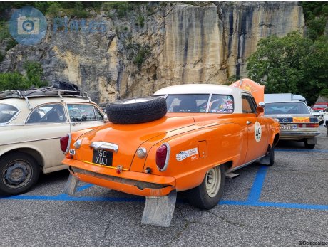 150 XUJ, Studebaker Champion