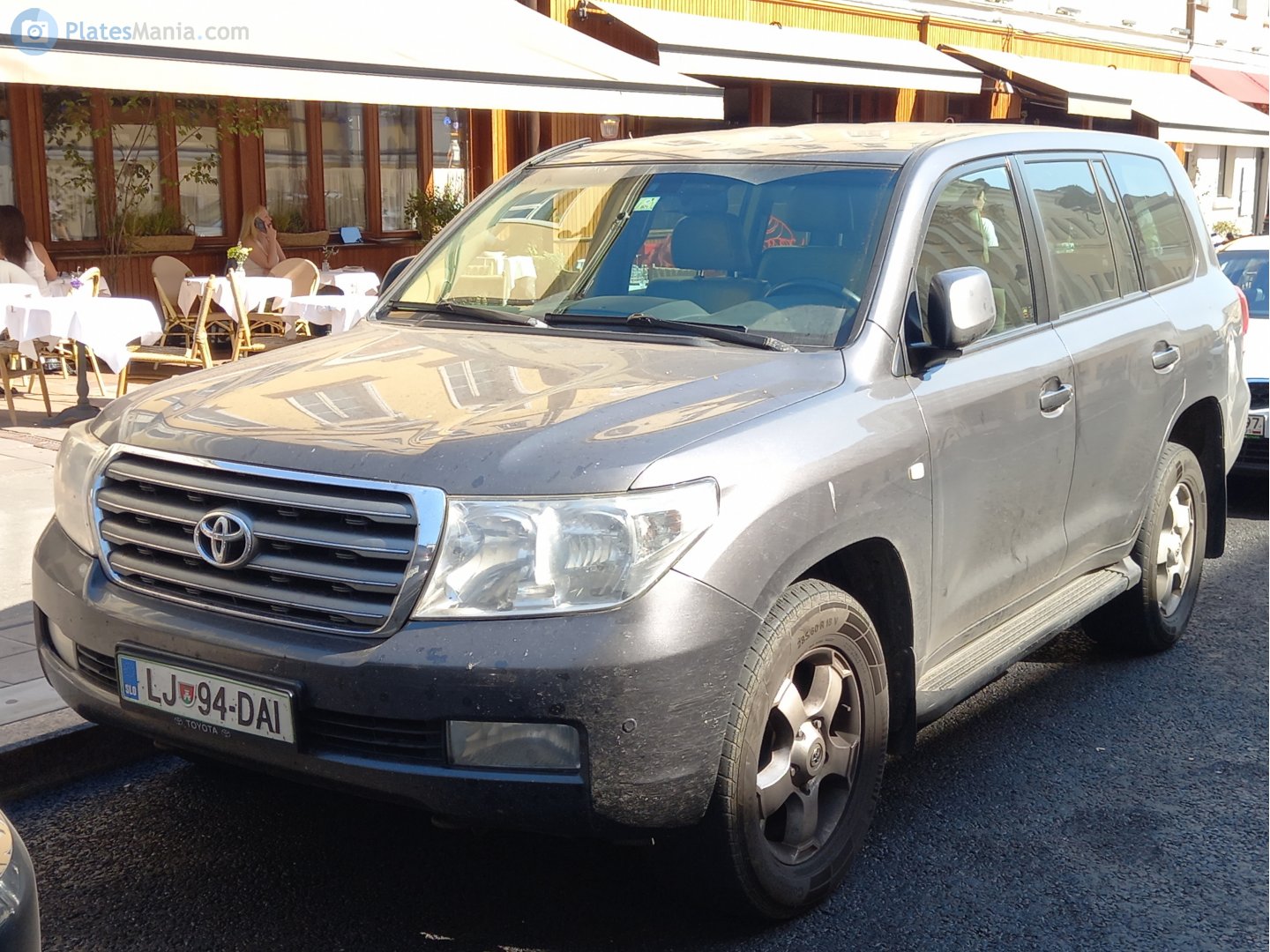 LJ 94-DAI, Toyota Land Cruiser 200 (J200), 2007–2011