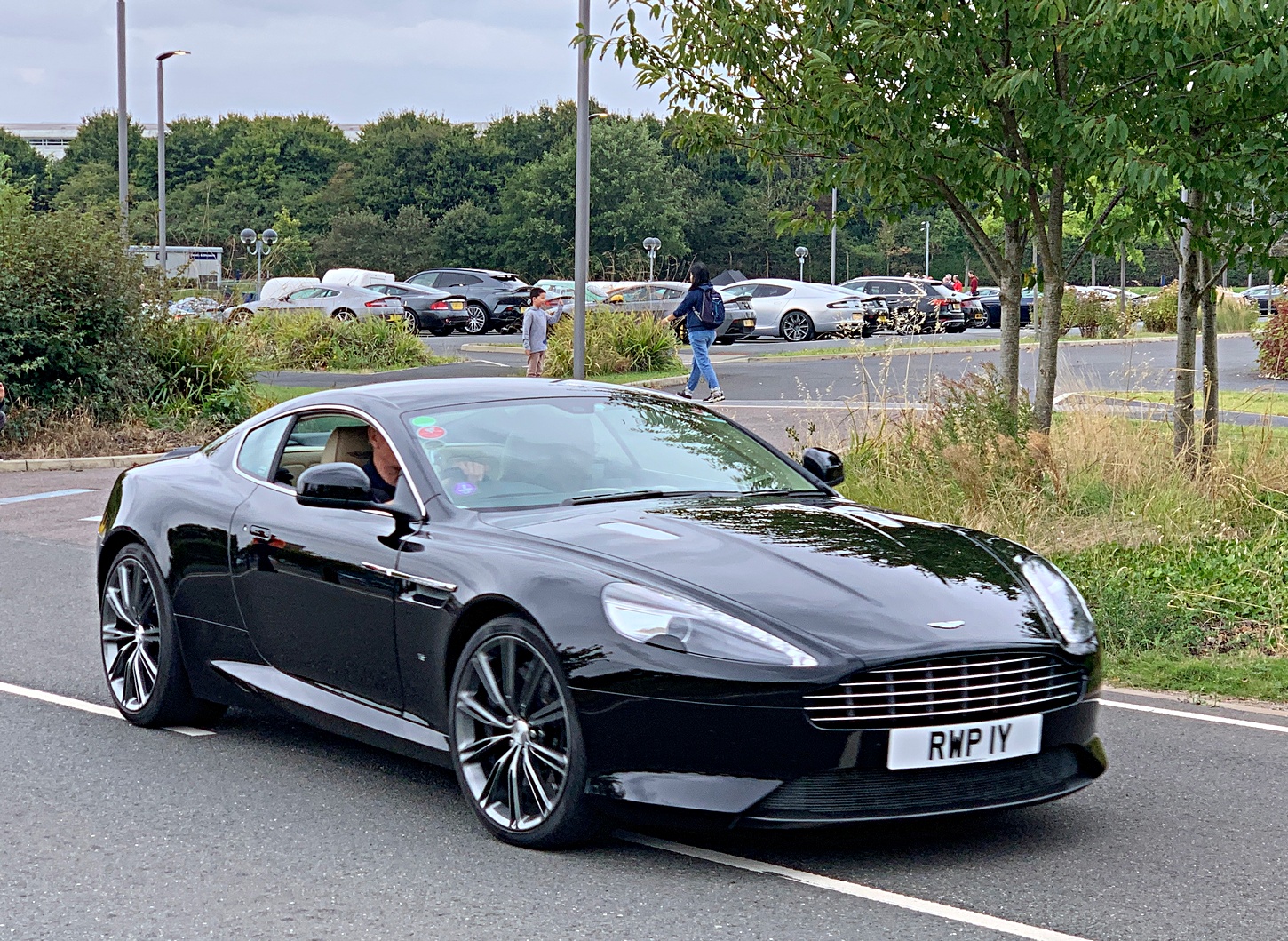 RWP1Y, Aston Martin DB9 Coupé (VH300), facelift, 2012–2016