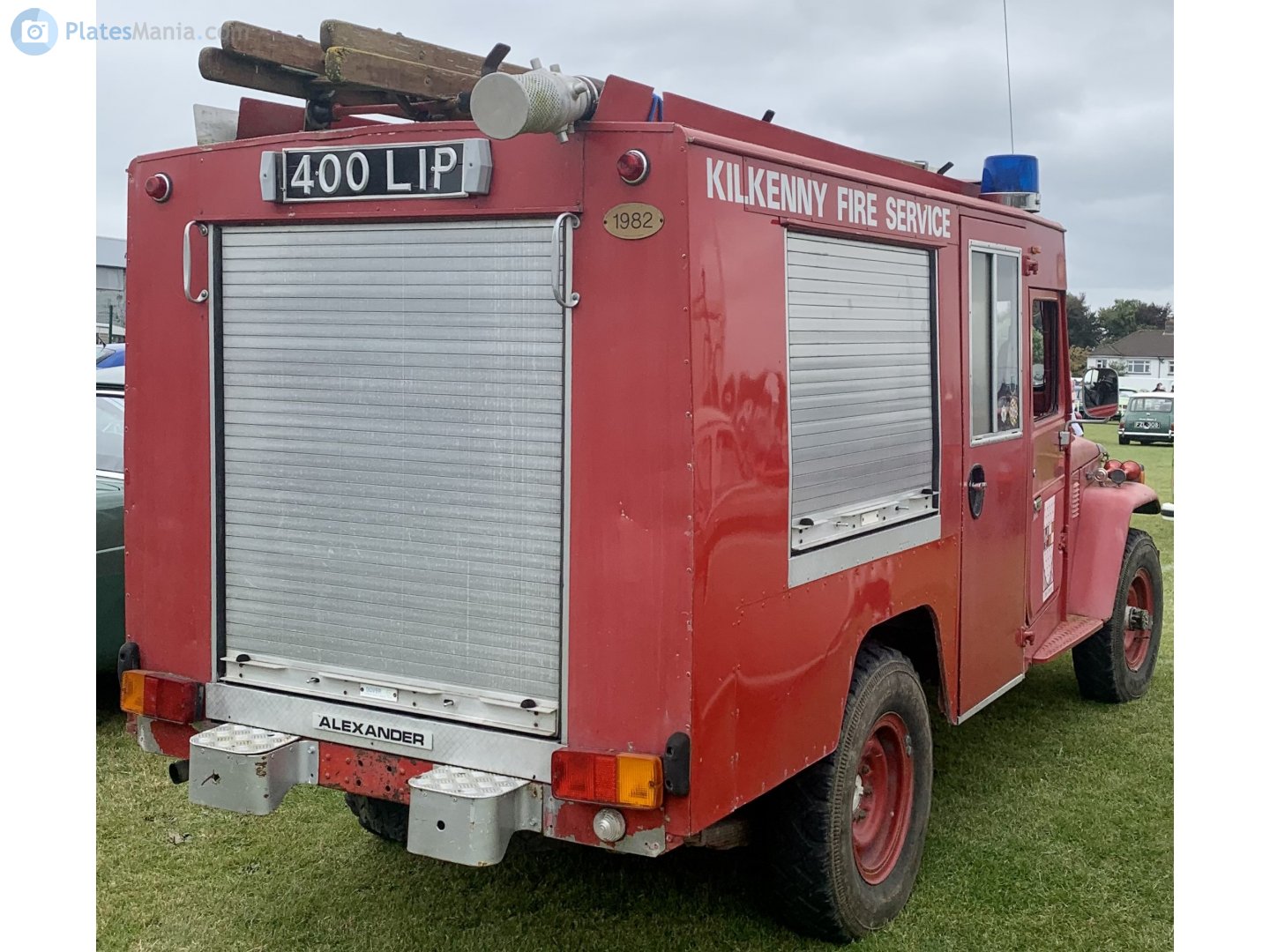 400LIP, Toyota Land Cruiser 40 Pickup (J45P), 1960–1984