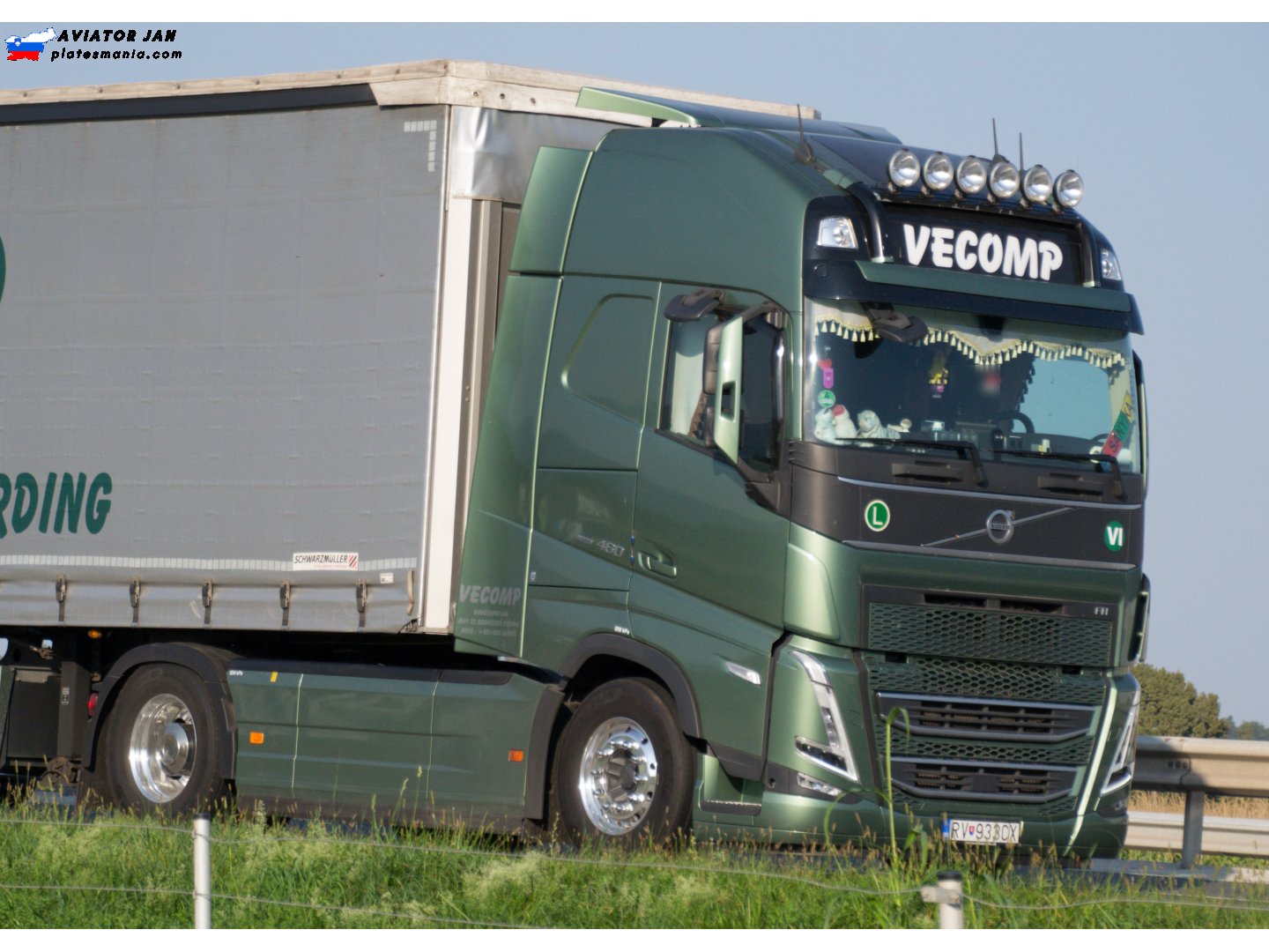 RV-933CX, Volvo FH 3rd gen, facelift, 2020–