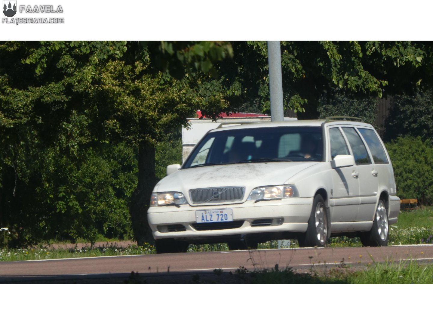 ÅLZ 720, Volvo V70 1st gen (875/876), 1996–2000