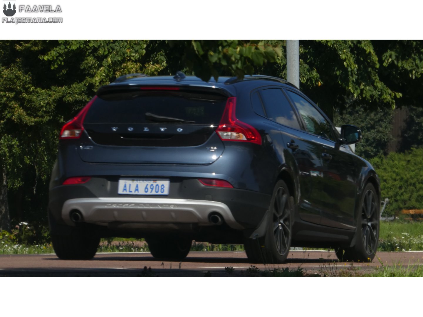 ÅLA 6908, Volvo V40 2nd gen Cross Country (526), 2013–2019
