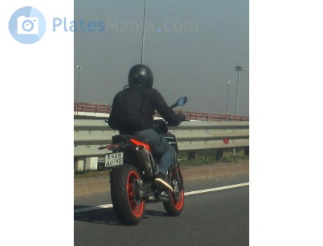 5428 ас 78, KTM Duke