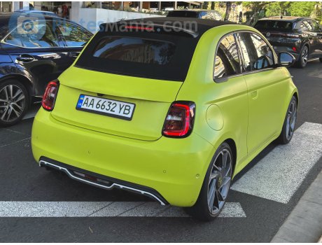 AA 6632 YB, Abarth 500e