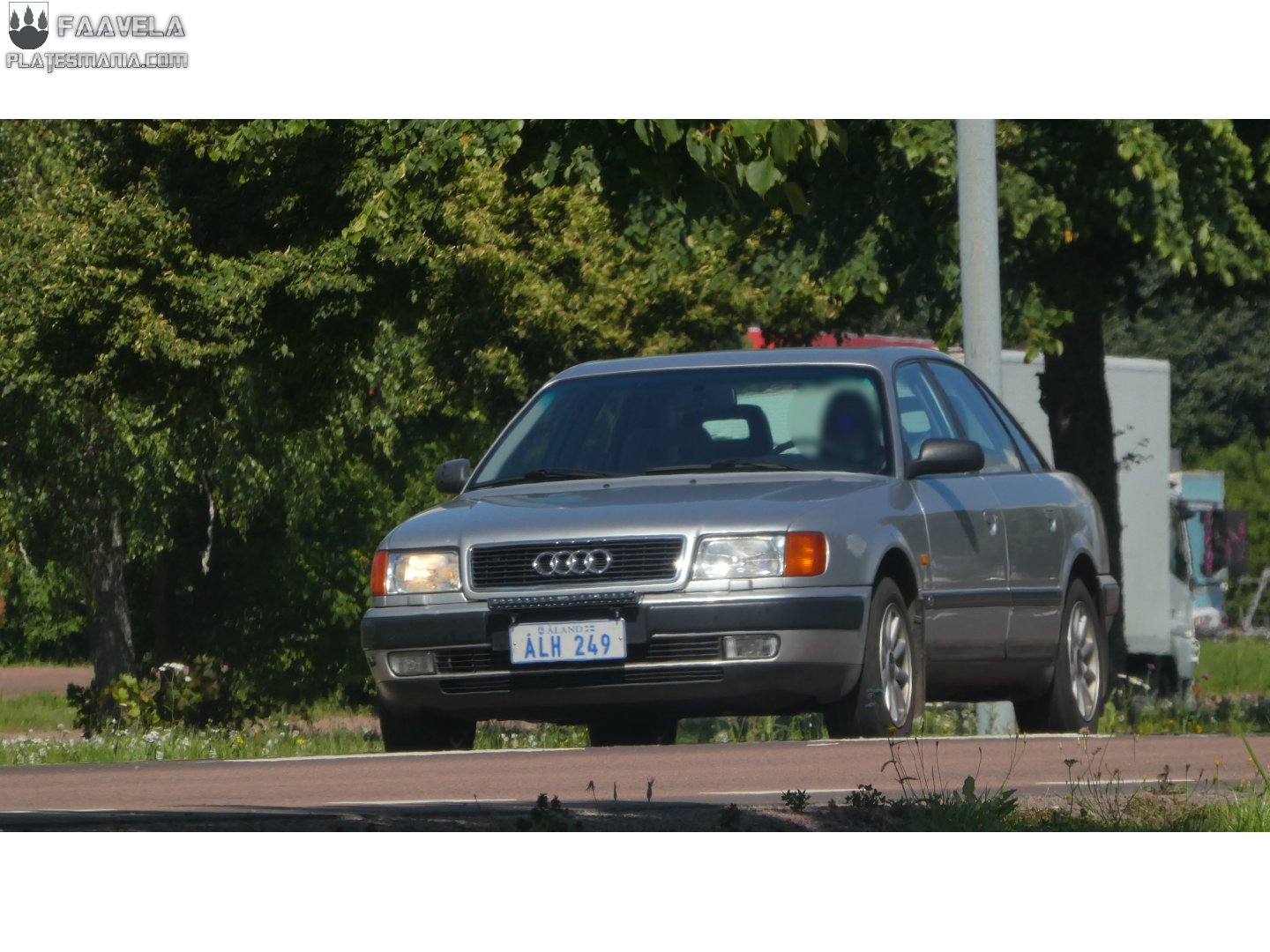 ÅLH 249, Audi 100 4th gen Sedan (C4/4A2), 1990–1994