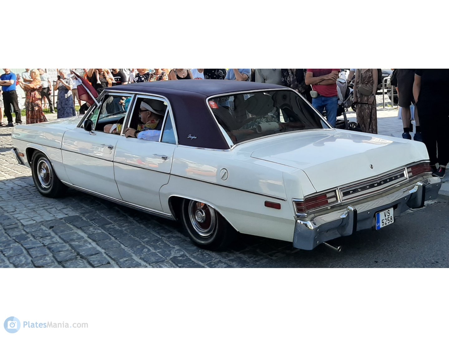 VS-5258, Plymouth Valiant 4th gen 4-door Sedan (41; A-body), 1973–1976