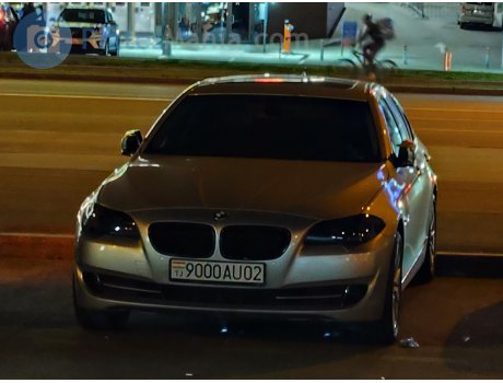 9000AU02, BMW 5 Series