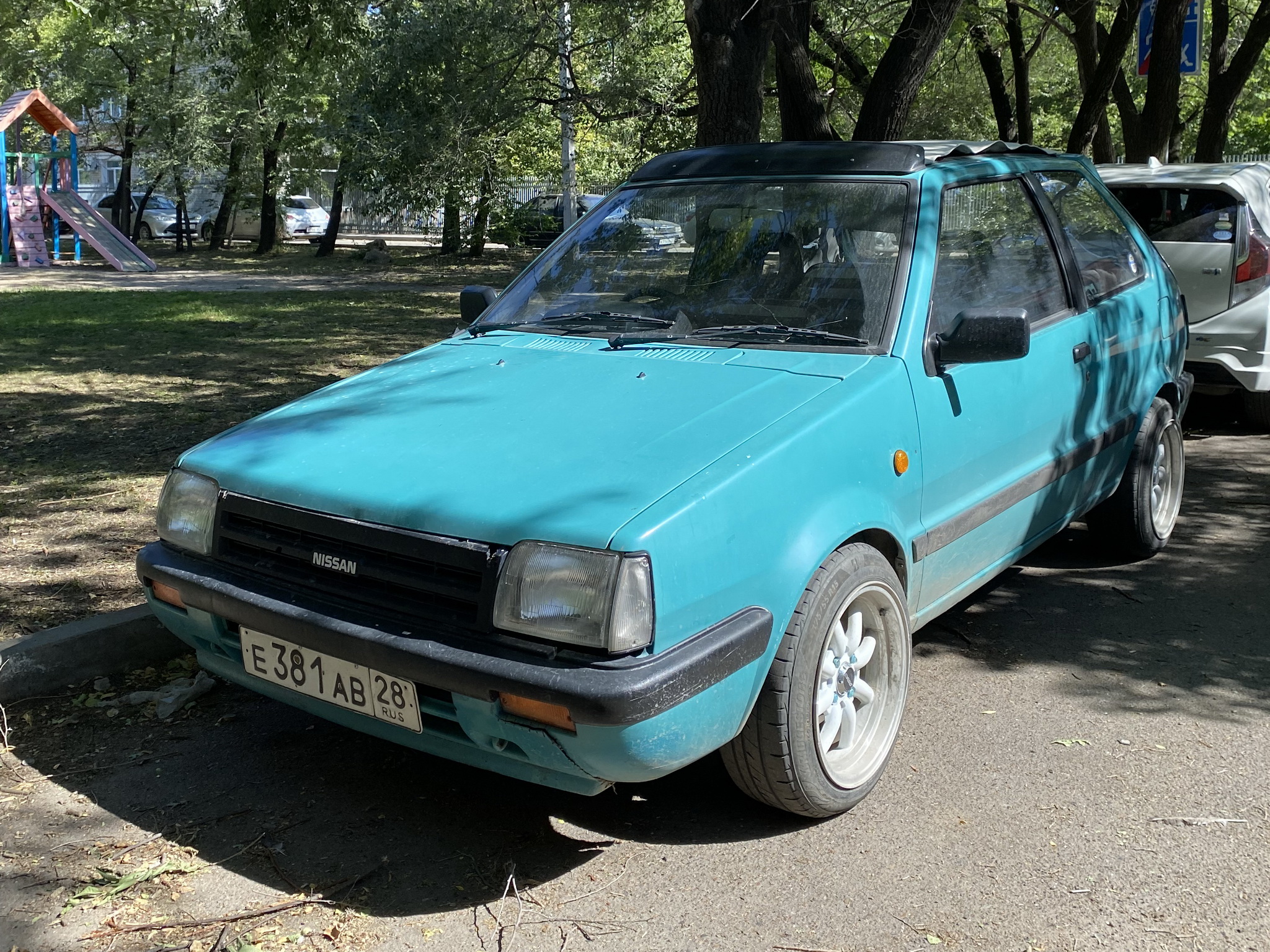 е 381 ав 28, Nissan March 1st gen 3-door Hatch (K10), 1982–1992
