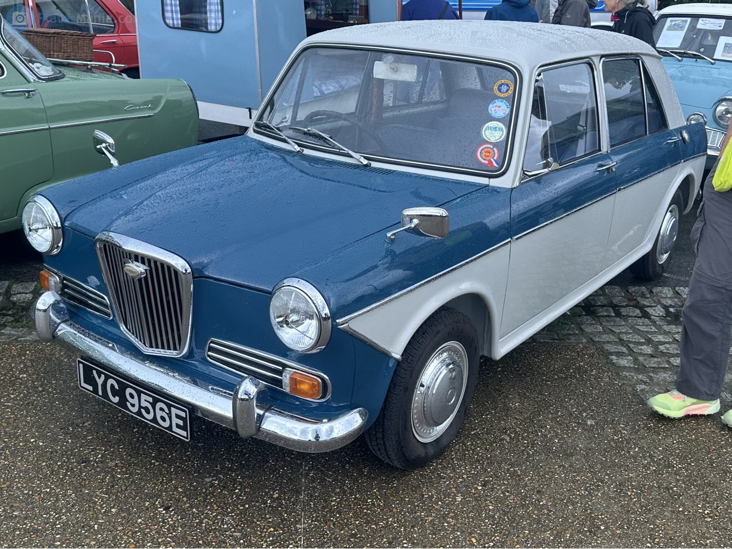 LYC956E, Wolseley 1100/1300 