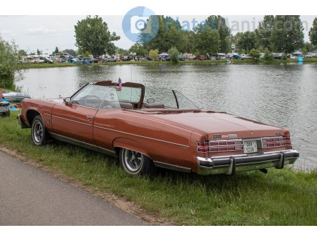 09V 1238, Pontiac Grand Ville